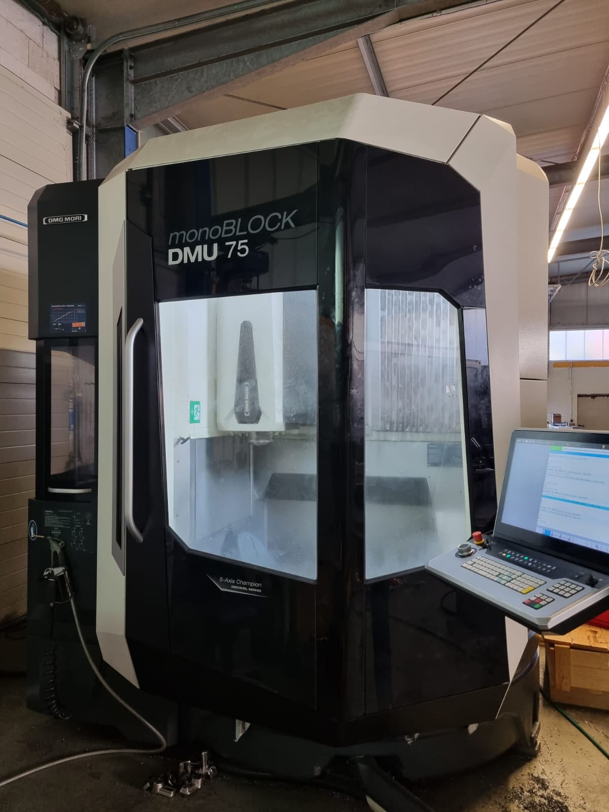 DMG MORI DMU 75 monoBLOCK – 5osé CNC obráběcí centrum BA2355, použité