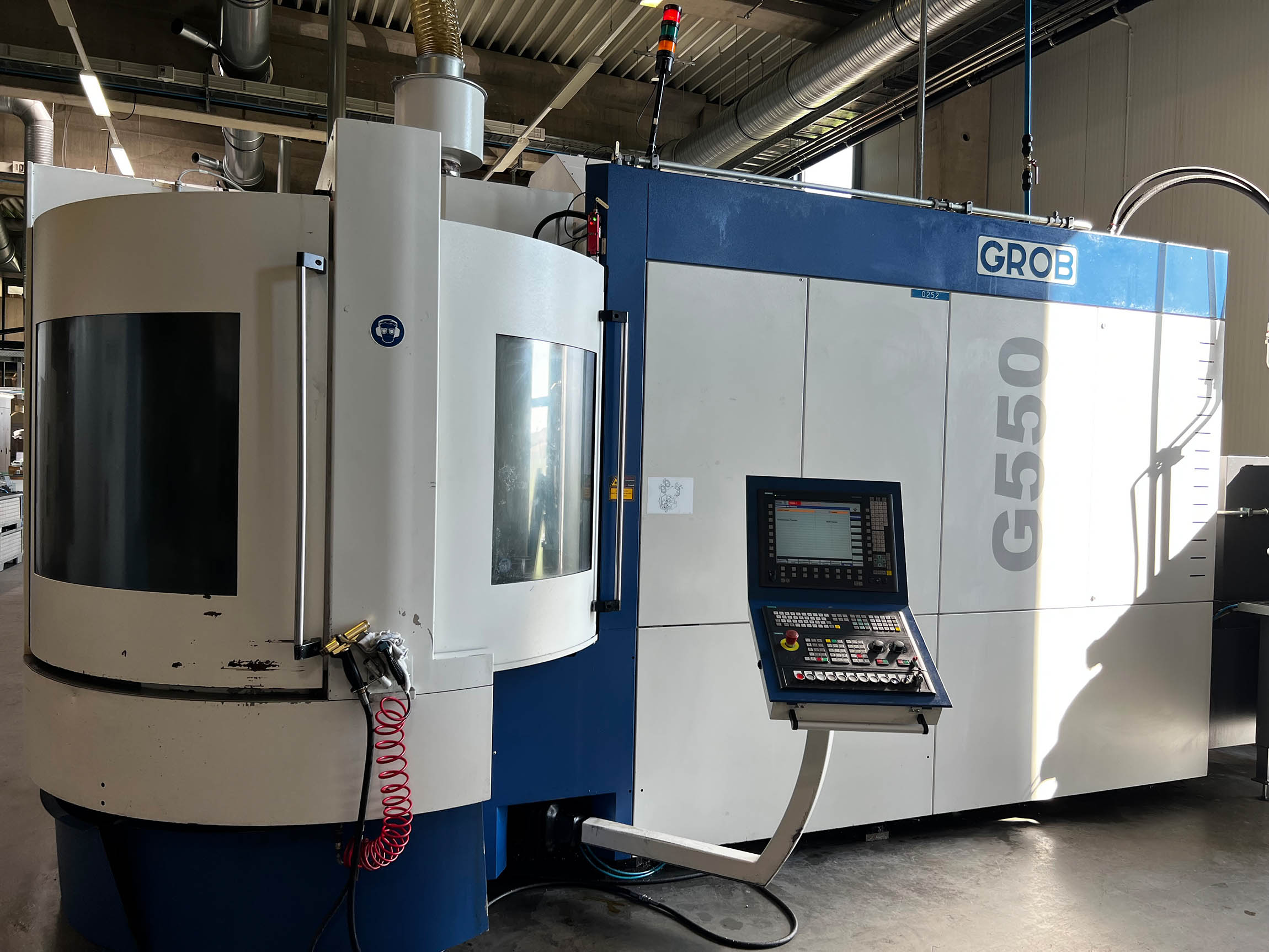 Grob G550 AB 14 K – 5osé univerzální obráběcí centrum BA2357, použité