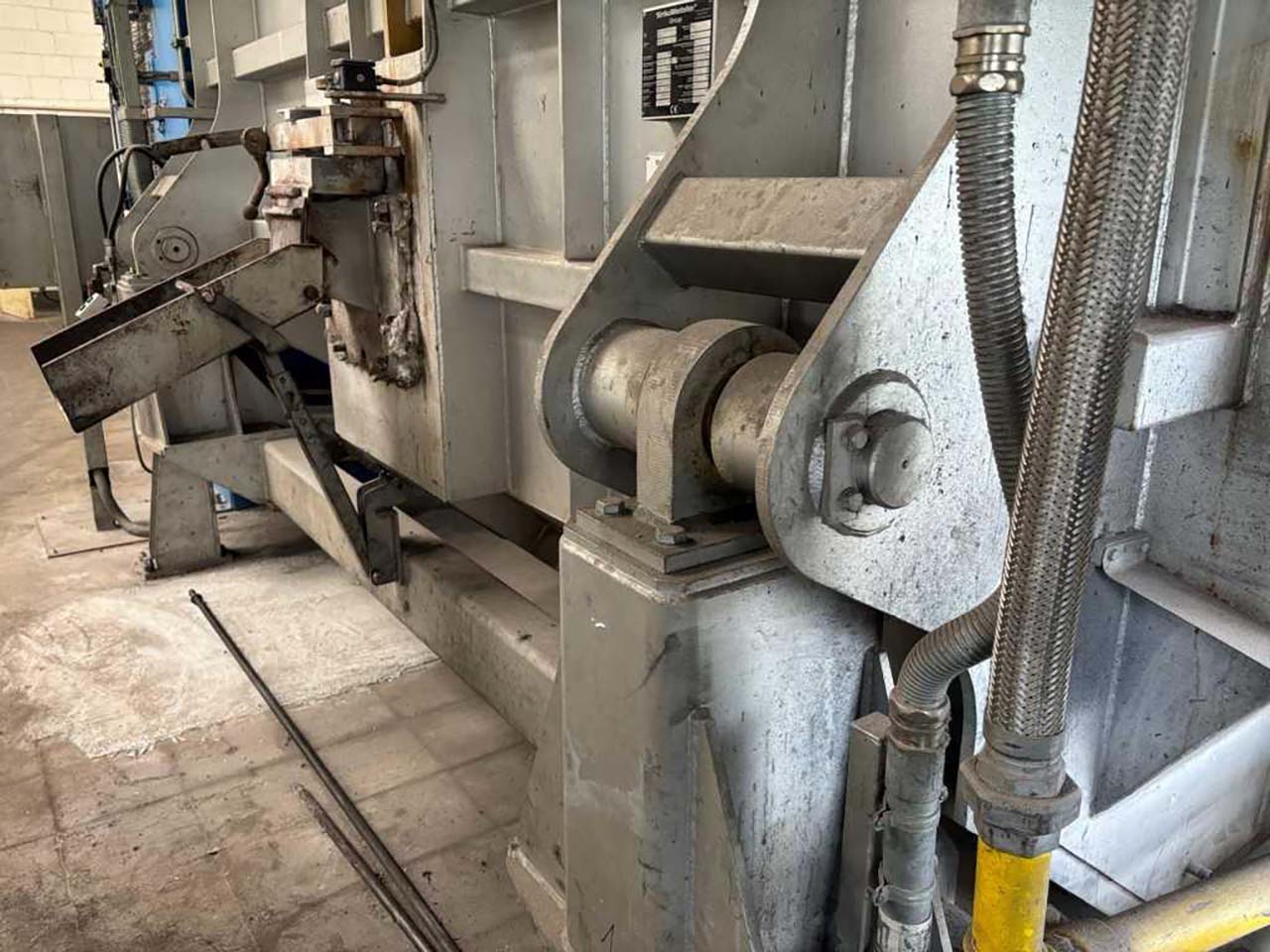 StrikoWestofen MH II-T 3000/2000 G-eg Plus+ tavicí a udržovací pec O1843, použitá
